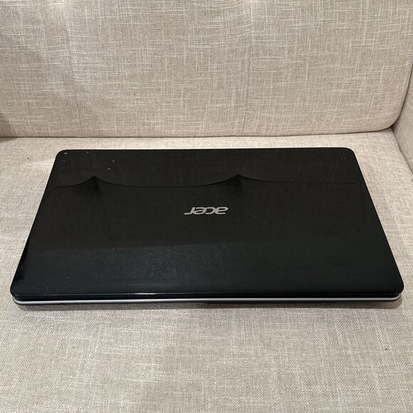 Acer Aspire E1-531 Intel 1000M 4GB 120GB SSD Laptop Linux Mint XFCE PC - Picture 10 of 15